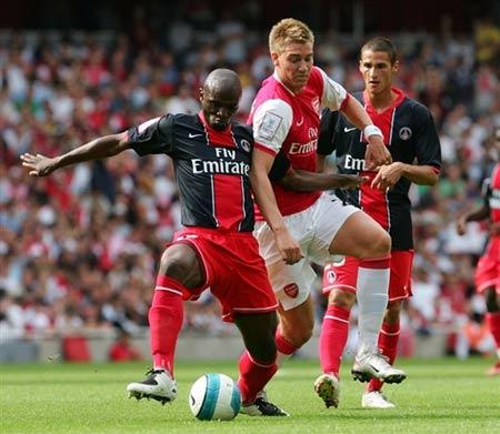 詹姆斯达成 詹姆斯达成